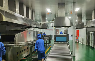 9月2日，黑龍江中央大廚房裝修凈化工程收尾中