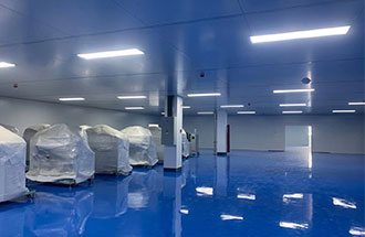 12月18日，志遠(yuǎn)凈化承攬的電子廠無塵車間凈化工程收尾中