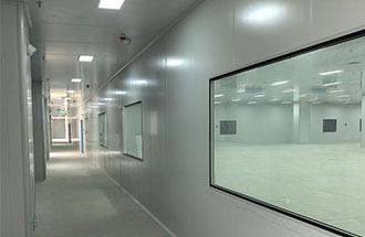 3月5日，三門峽產業(yè)園標準廠房凈化裝修工程局部驗收中